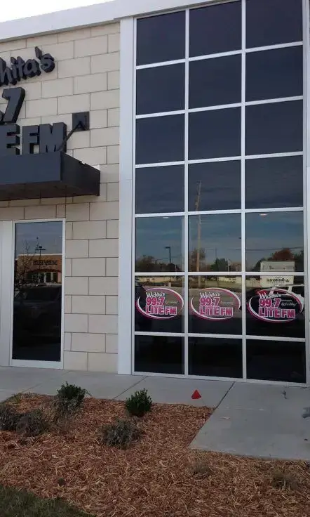Window Graphics by US Logo