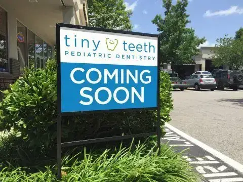 YardSign_TinyTeeth