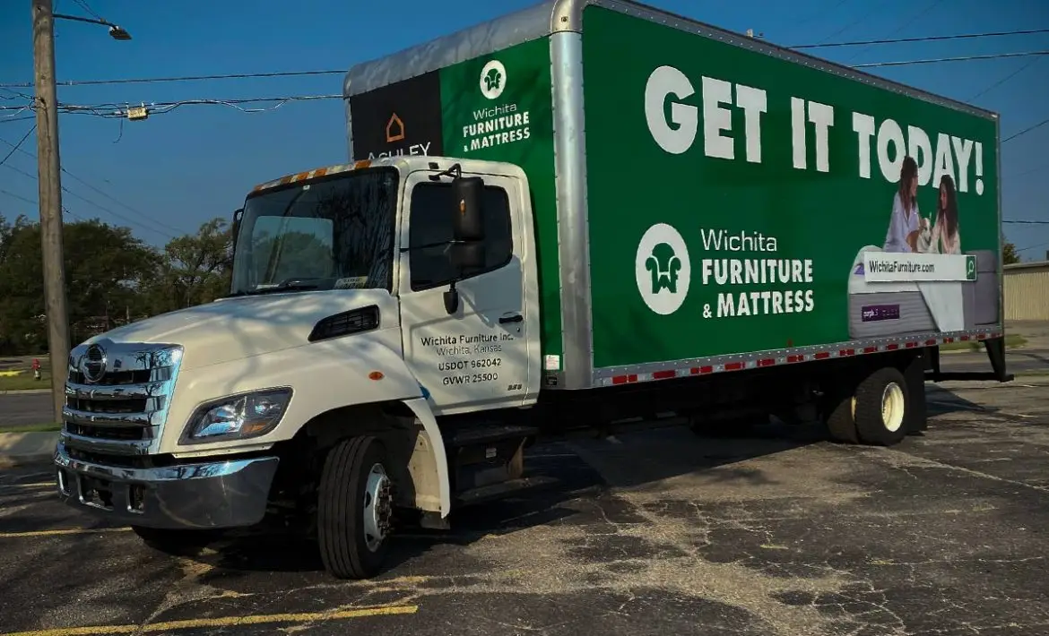Full Wrap on box truck by U.S. Logo out of Wichita, Kansas
