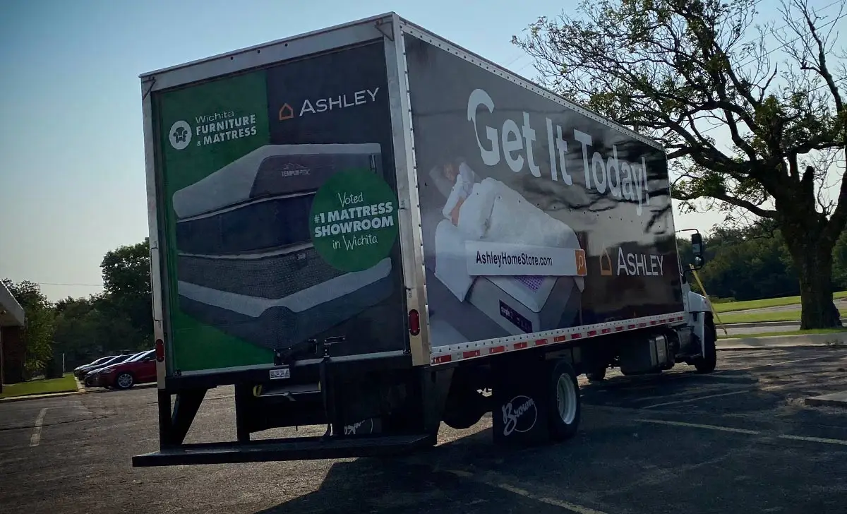 Vehicle Wraps in Wichita, Kansas by U.S. Logo